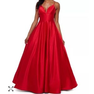 Betsy & Adam - beautiful satin gown - 0P